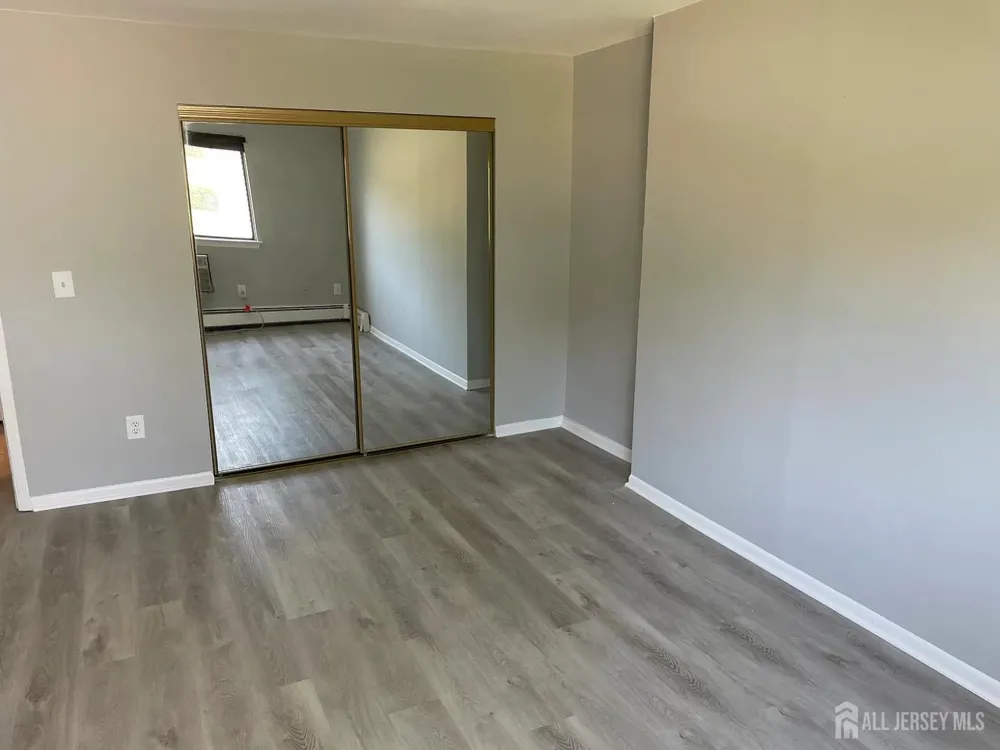 1334 Cricket Lane Woodbridge Proper, NJ 07095