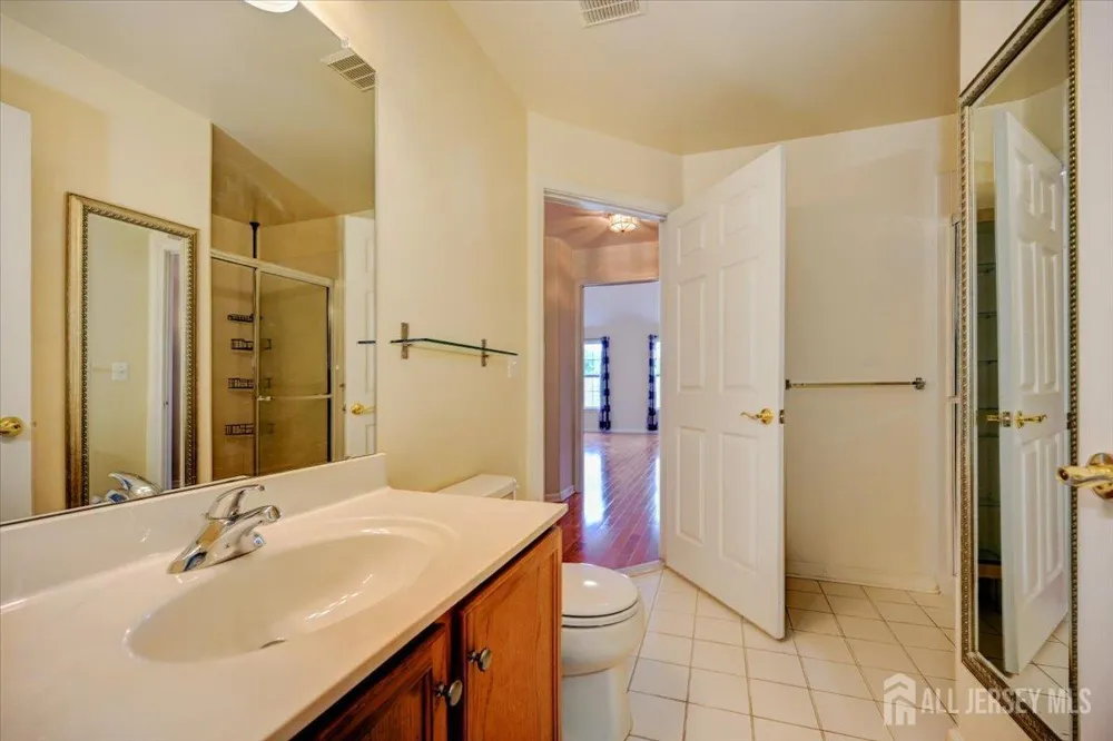 12 Jensen Court Old Bridge, NJ 08857