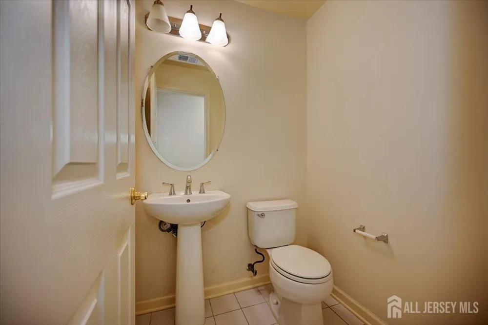12 Jensen Court Old Bridge, NJ 08857