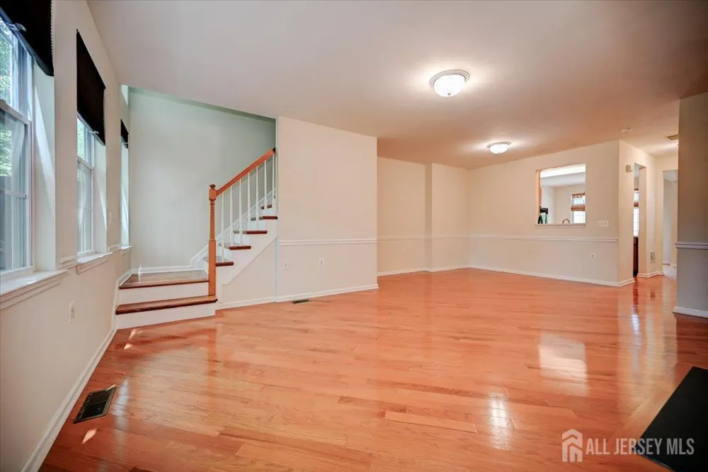 12 Jensen Court Old Bridge, NJ 08857