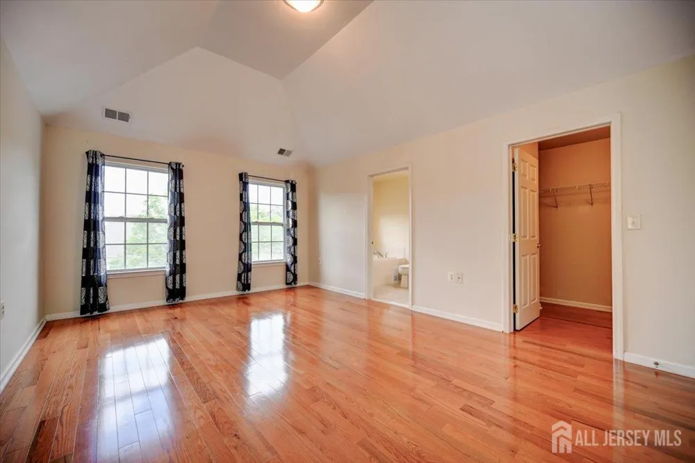 12 Jensen Court Old Bridge, NJ 08857