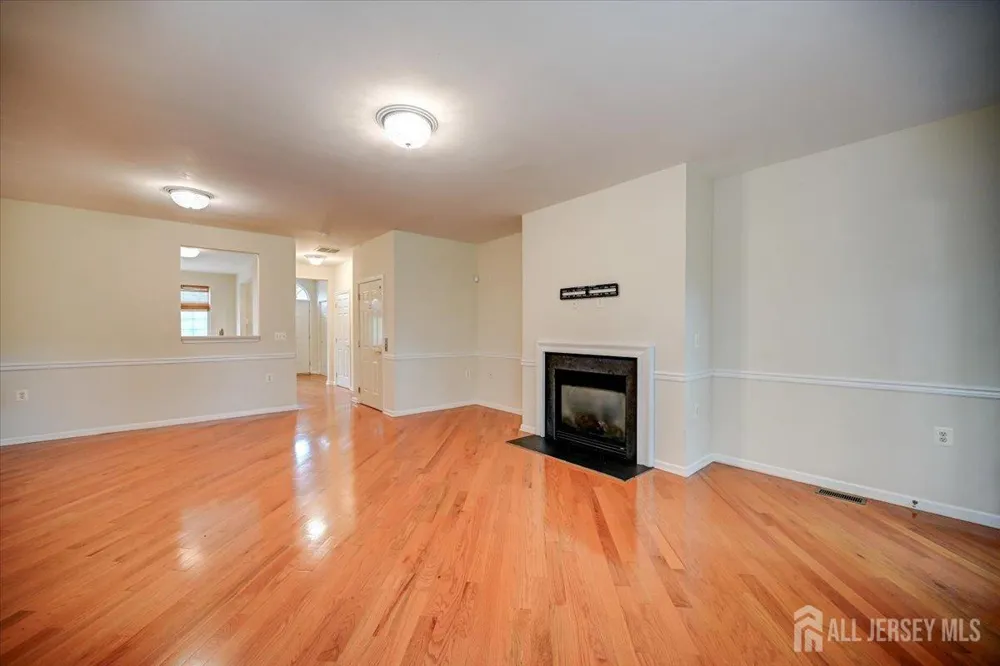 12 Jensen Court Old Bridge, NJ 08857
