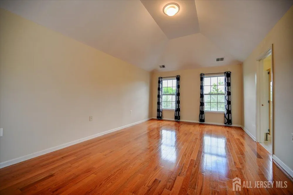 12 Jensen Court Old Bridge, NJ 08857