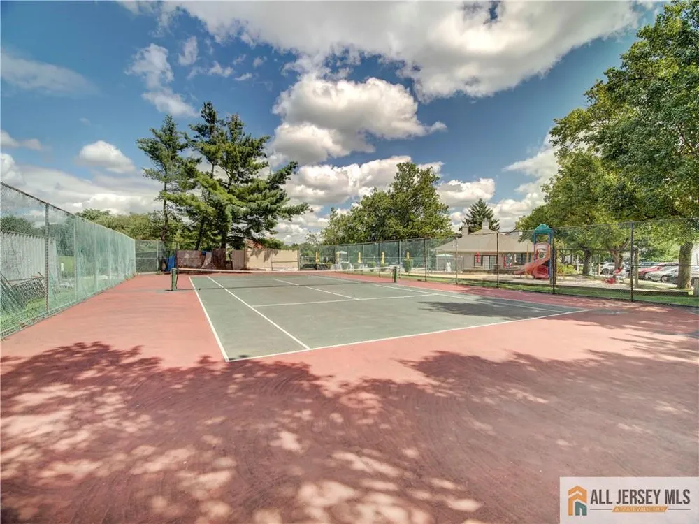 81 Canterbury Court Piscataway, NJ 08854