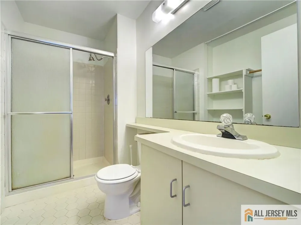 81 Canterbury Court Piscataway, NJ 08854