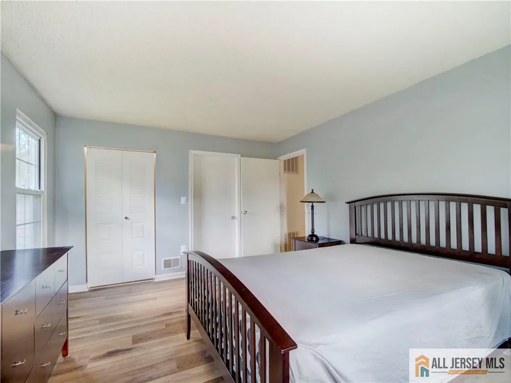 81 Canterbury Court Piscataway, NJ 08854