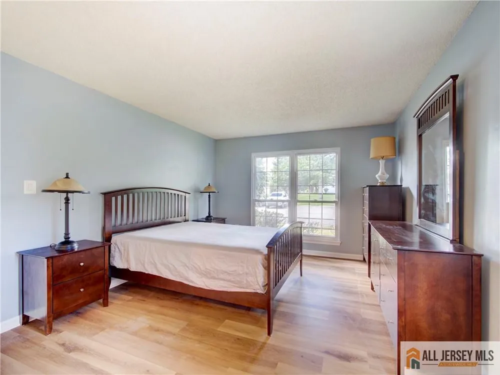 81 Canterbury Court Piscataway, NJ 08854