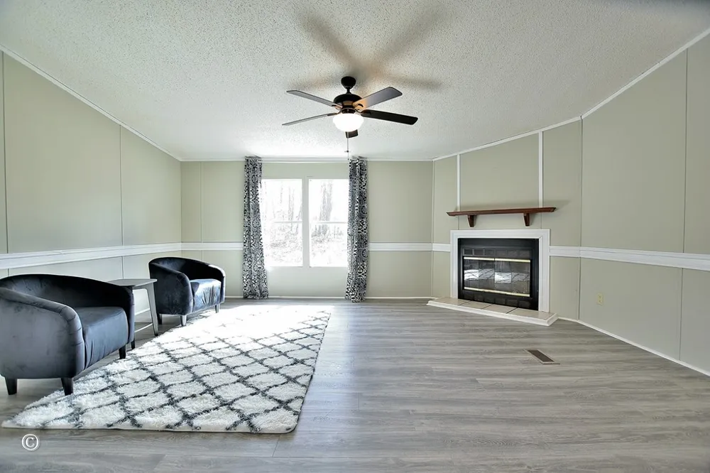 760 Hamilton Mulberry Grove Road Cataula, GA 31804