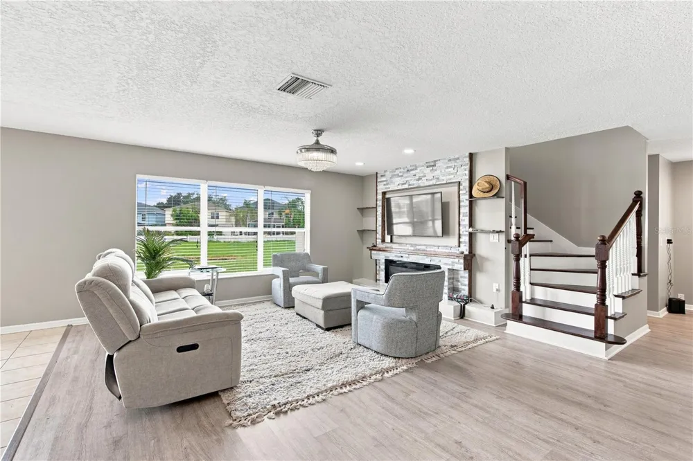 10922 SUBTLE TRAIL DRIVE Riverview, FL 33579