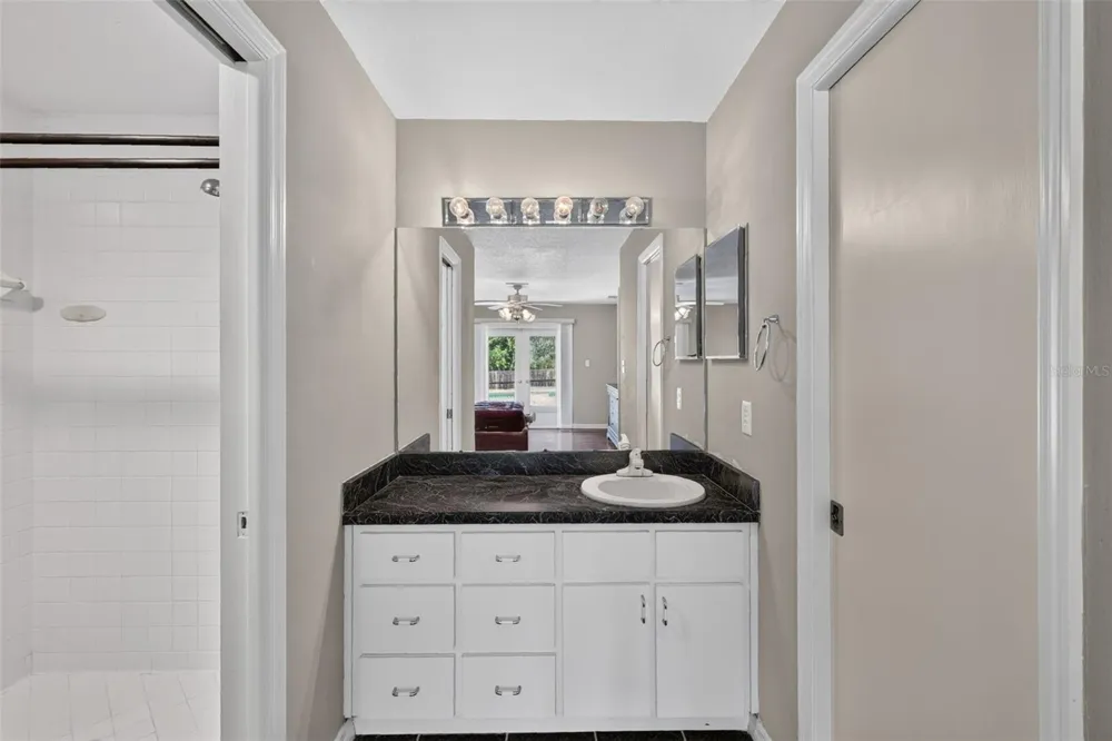 2085 SUSSEX DRIVE Mount Dora, FL 32757