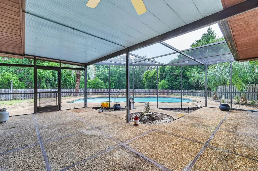 2085 SUSSEX DRIVE Mount Dora, FL 32757