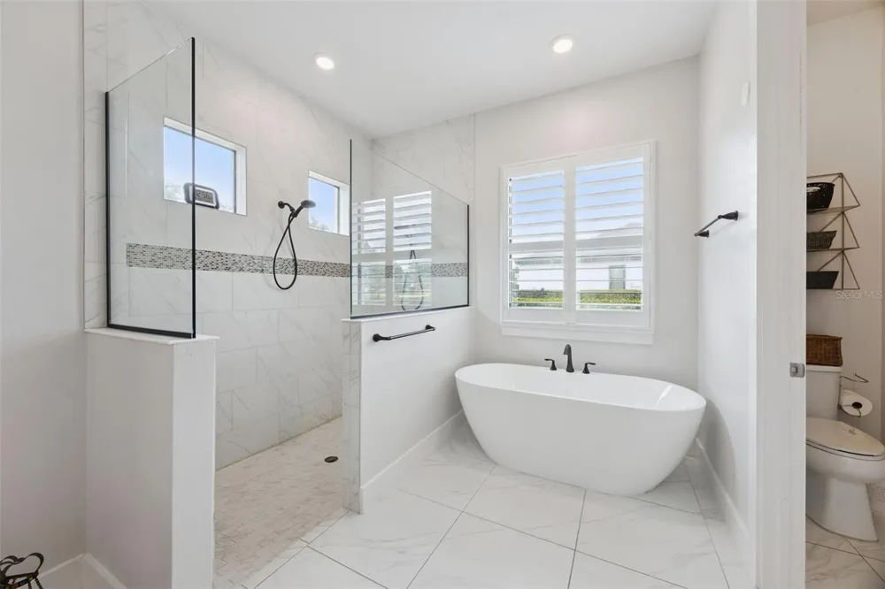 25874 CROSSINGS BLUFF LANE Sorrento, FL 32776