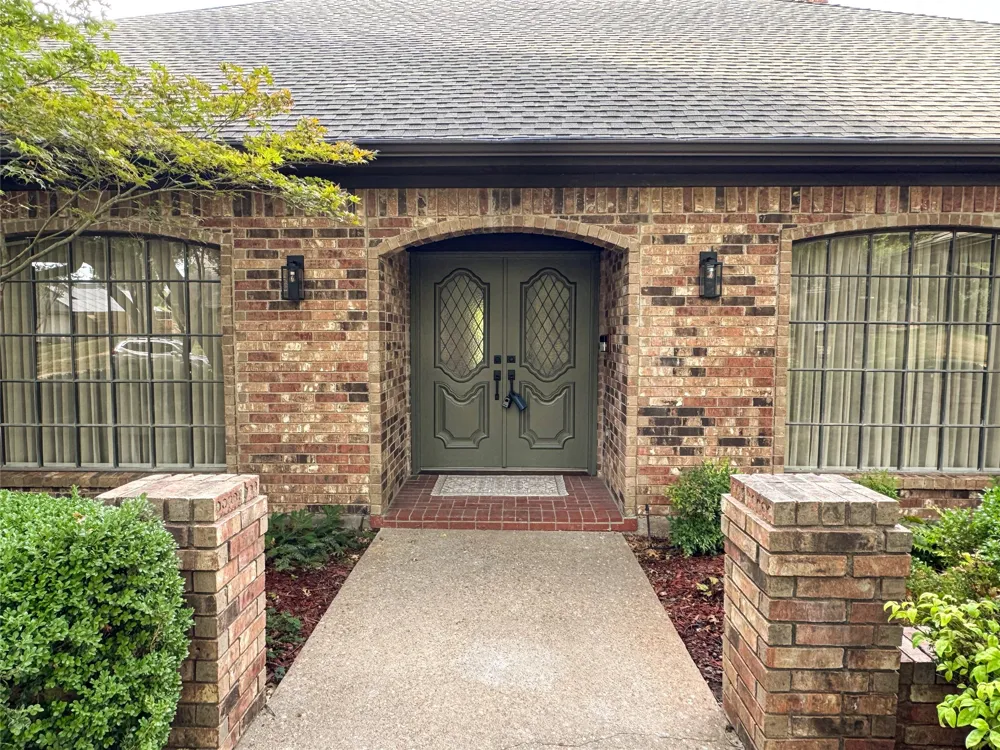1912 Deerfield Drive Plano, TX 75023