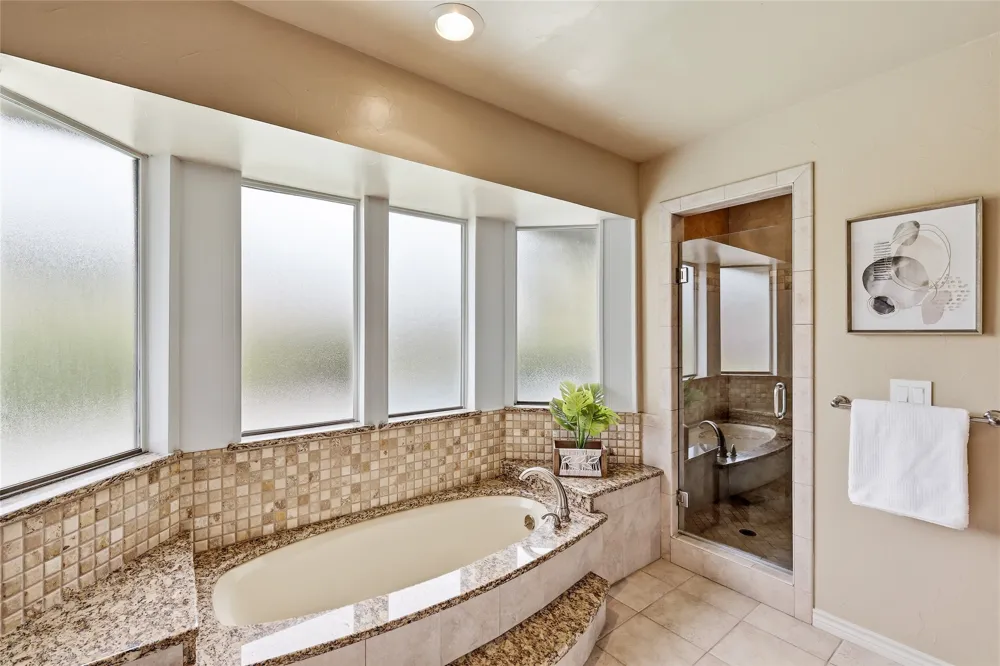 1912 Deerfield Drive Plano, TX 75023