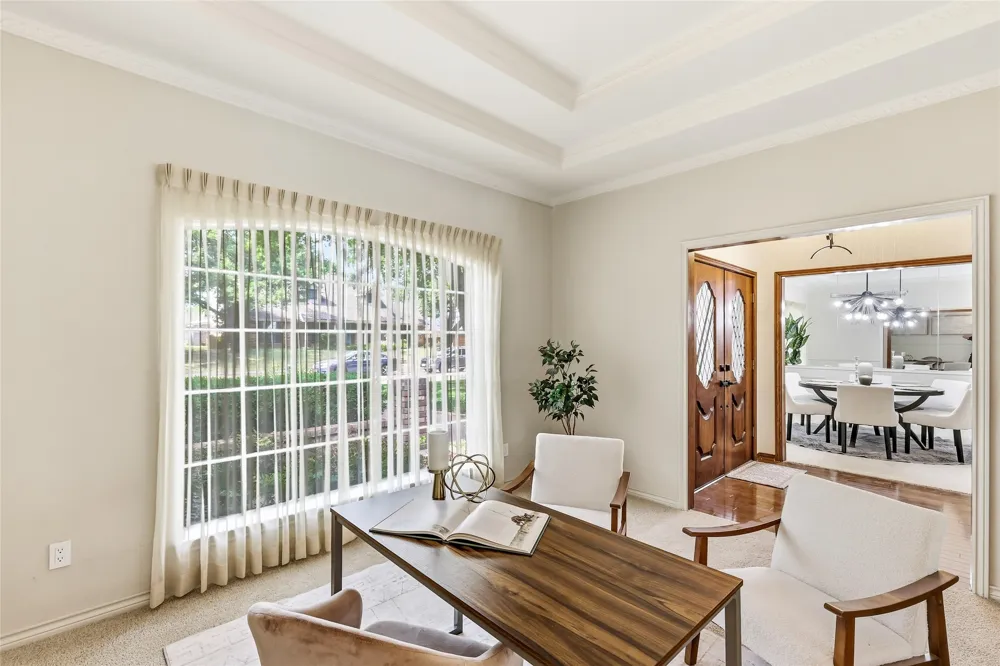1912 Deerfield Drive Plano, TX 75023
