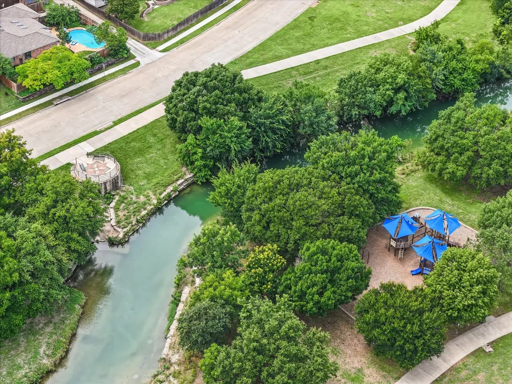 1912 Deerfield Drive Plano, TX 75023