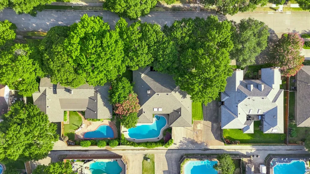 1912 Deerfield Drive Plano, TX 75023