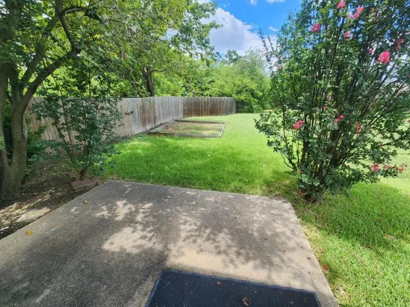 1503 Maybrook Court Arlington, TX 76014