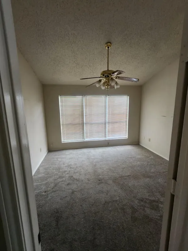 1503 Maybrook Court Arlington, TX 76014