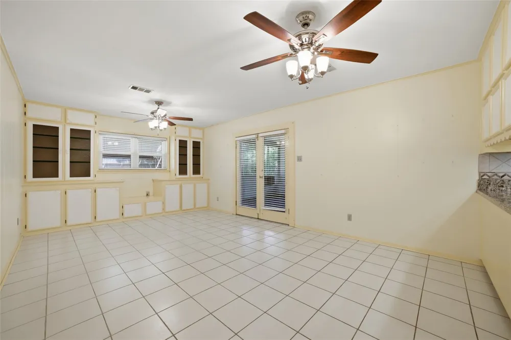 10402 Shadow Wood Drive Houston, TX 77043