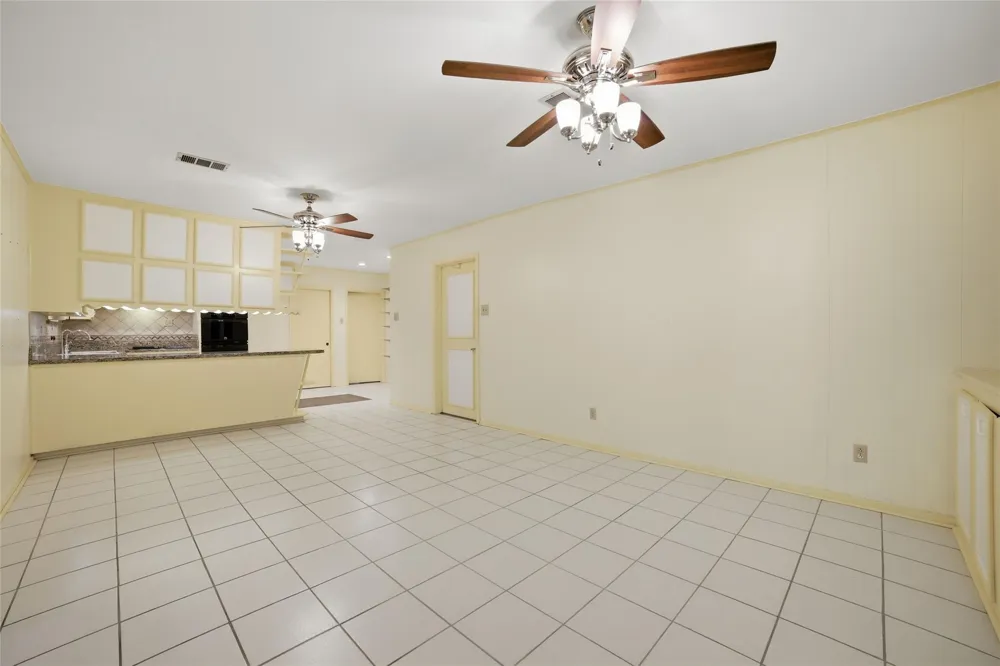 10402 Shadow Wood Drive Houston, TX 77043