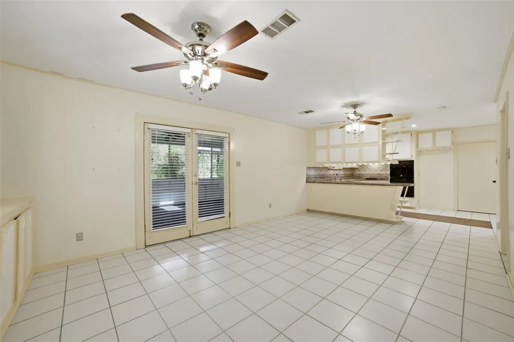 10402 Shadow Wood Drive Houston, TX 77043