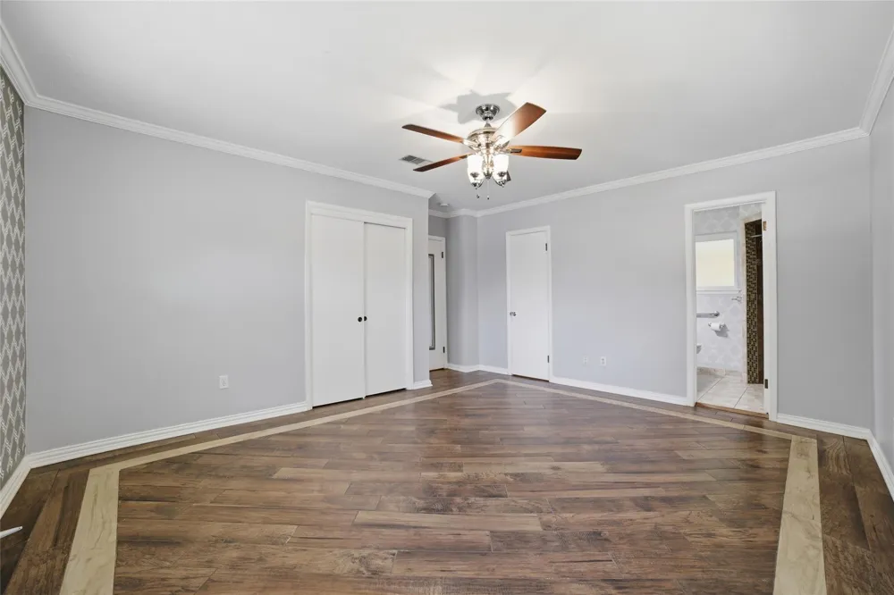 10402 Shadow Wood Drive Houston, TX 77043