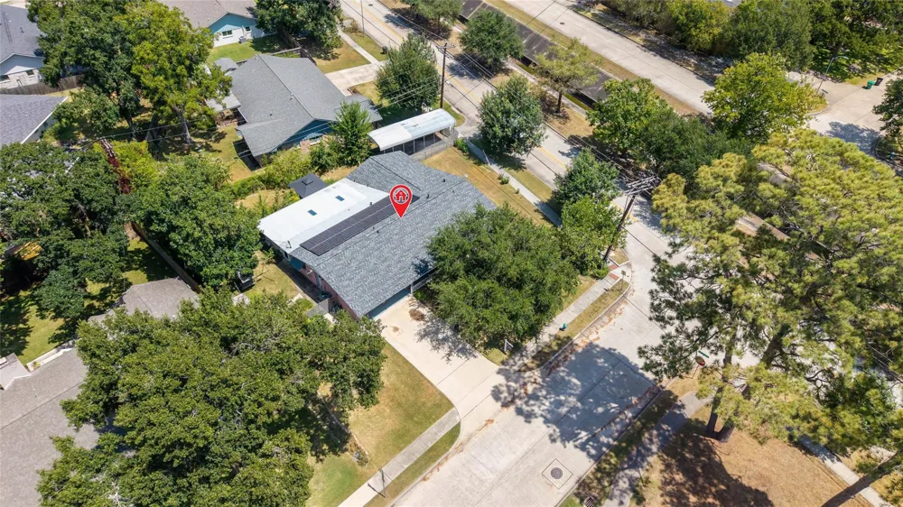 10402 Shadow Wood Drive Houston, TX 77043