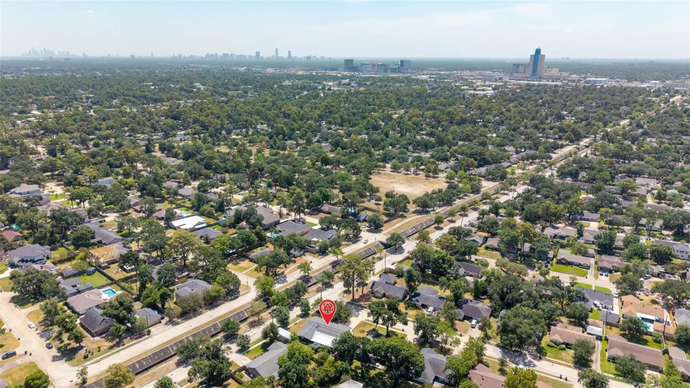 10402 Shadow Wood Drive Houston, TX 77043