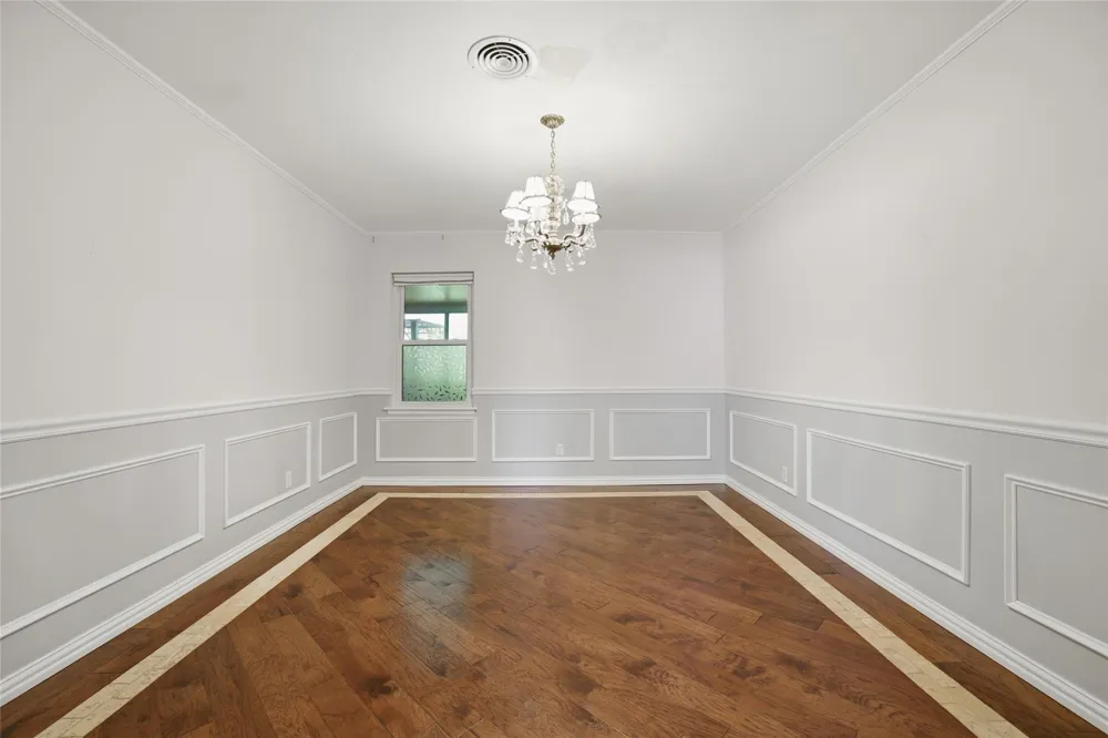 10402 Shadow Wood Drive Houston, TX 77043