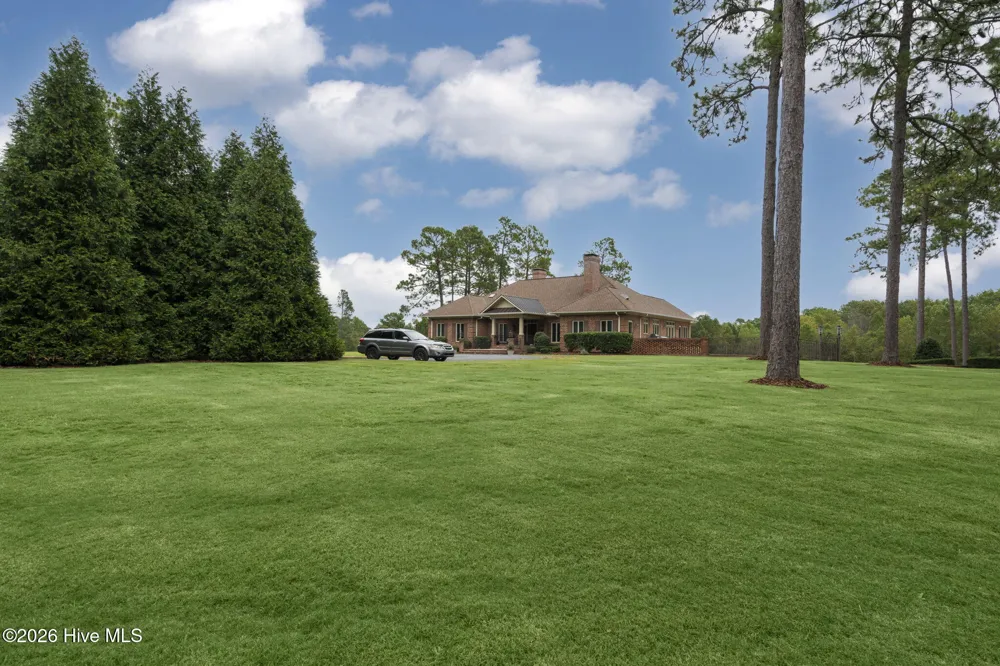 509 Cross Country Lane Southern Pines, NC 28387