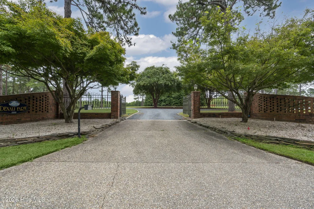 509 Cross Country Lane Southern Pines, NC 28387