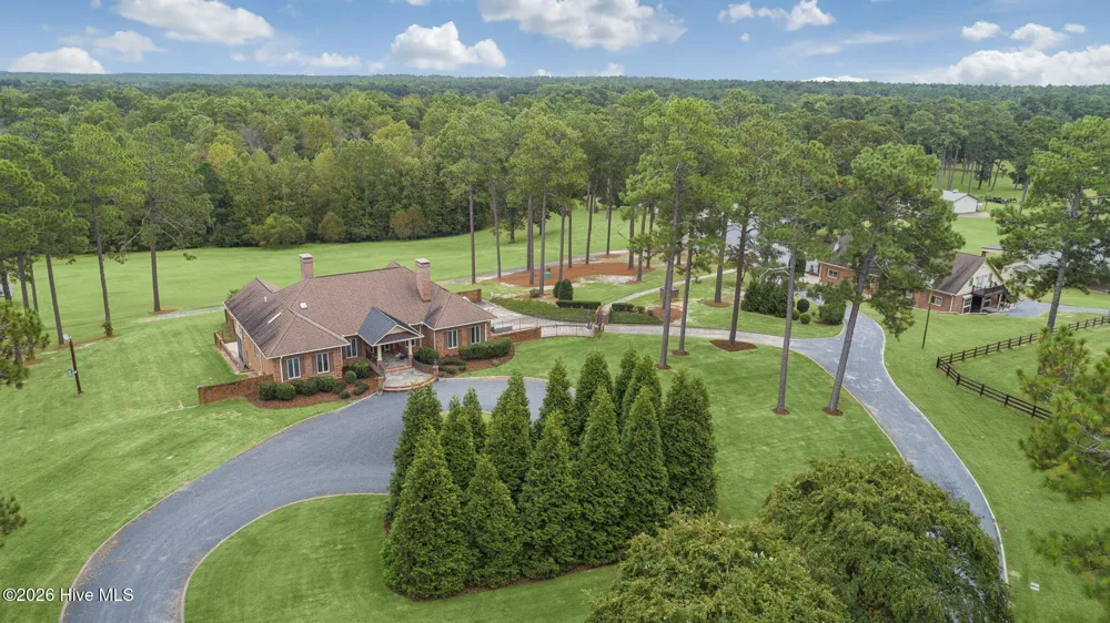 509 Cross Country Lane Southern Pines, NC 28387
