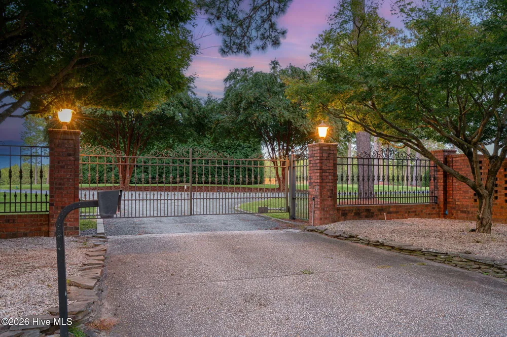 509 Cross Country Lane Southern Pines, NC 28387