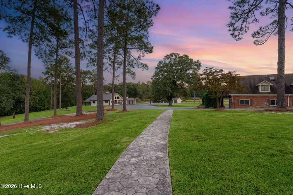 509 Cross Country Lane Southern Pines, NC 28387