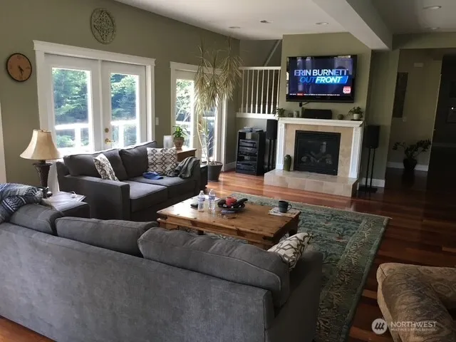5744 Lagoon Lane NW Gig Harbor, WA 98335