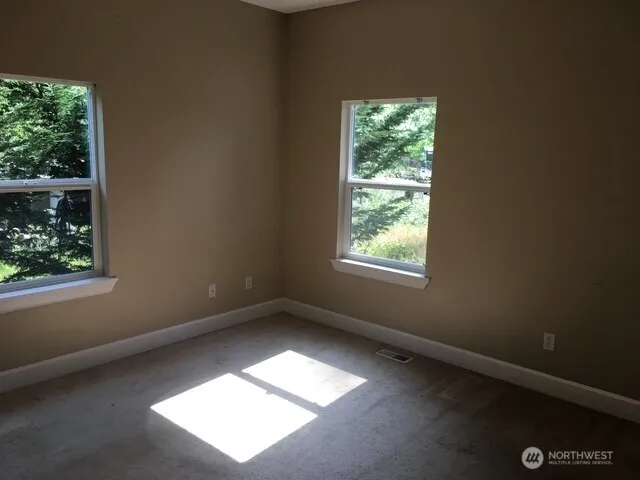 5744 Lagoon Lane NW Gig Harbor, WA 98335