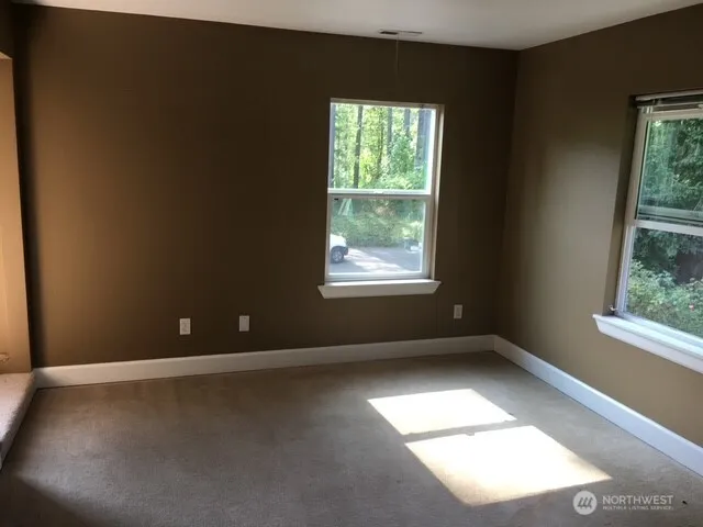 5744 Lagoon Lane NW Gig Harbor, WA 98335