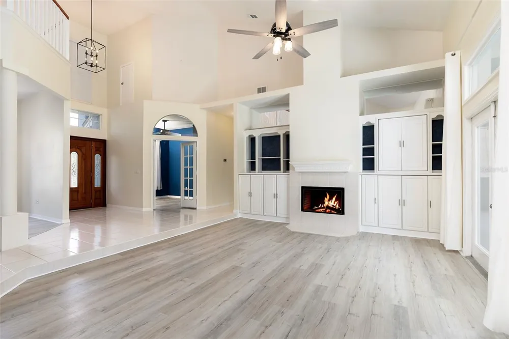 1153 OAK TREE CIRCLE Altamonte Springs, FL 32714