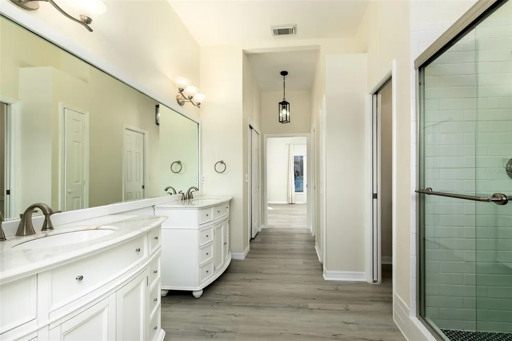 1153 OAK TREE CIRCLE Altamonte Springs, FL 32714