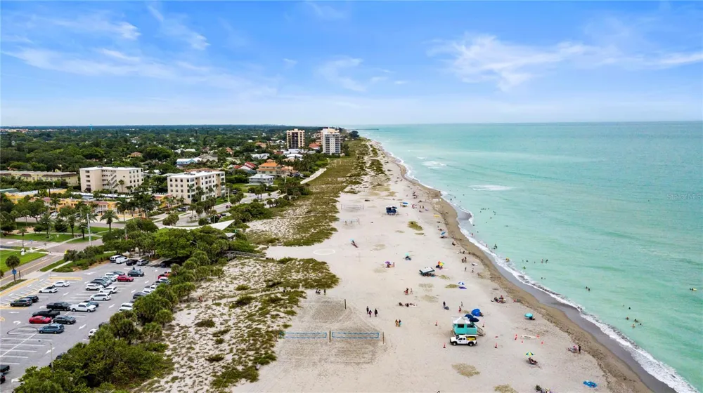 1669 LUGANO CIRCLE Nokomis, FL 34275