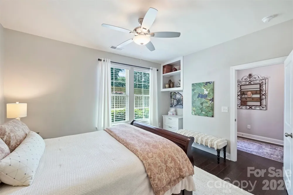 1125 Towns Hill Way Charlotte, NC 28209