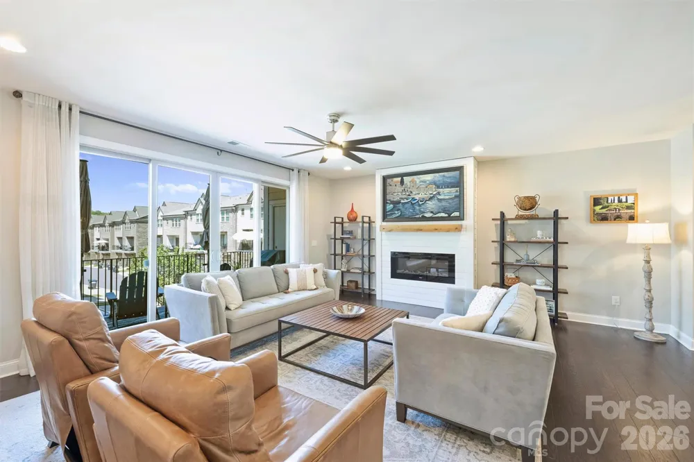 1125 Towns Hill Way Charlotte, NC 28209