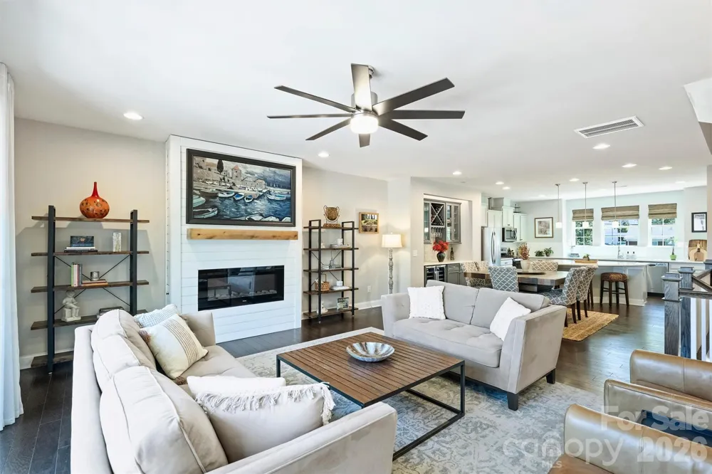 1125 Towns Hill Way Charlotte, NC 28209
