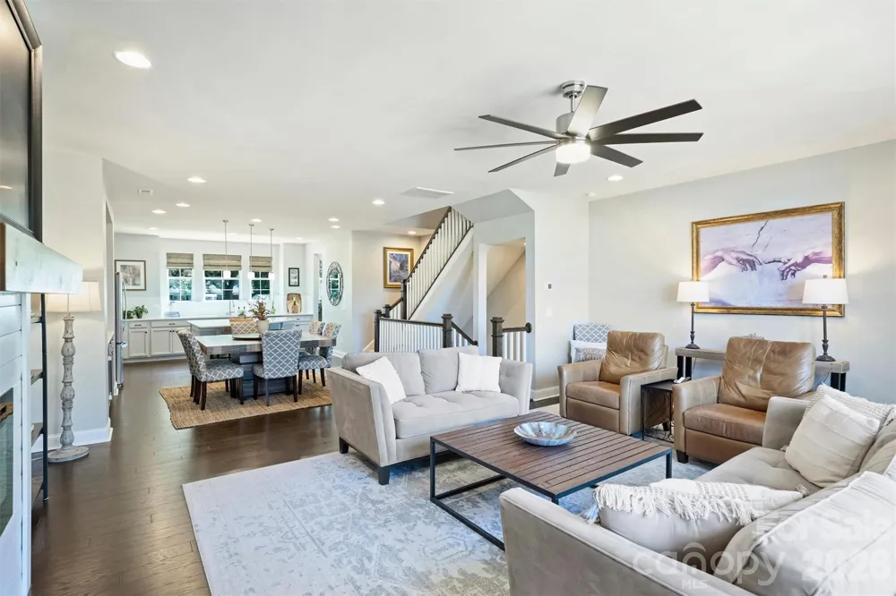 1125 Towns Hill Way Charlotte, NC 28209