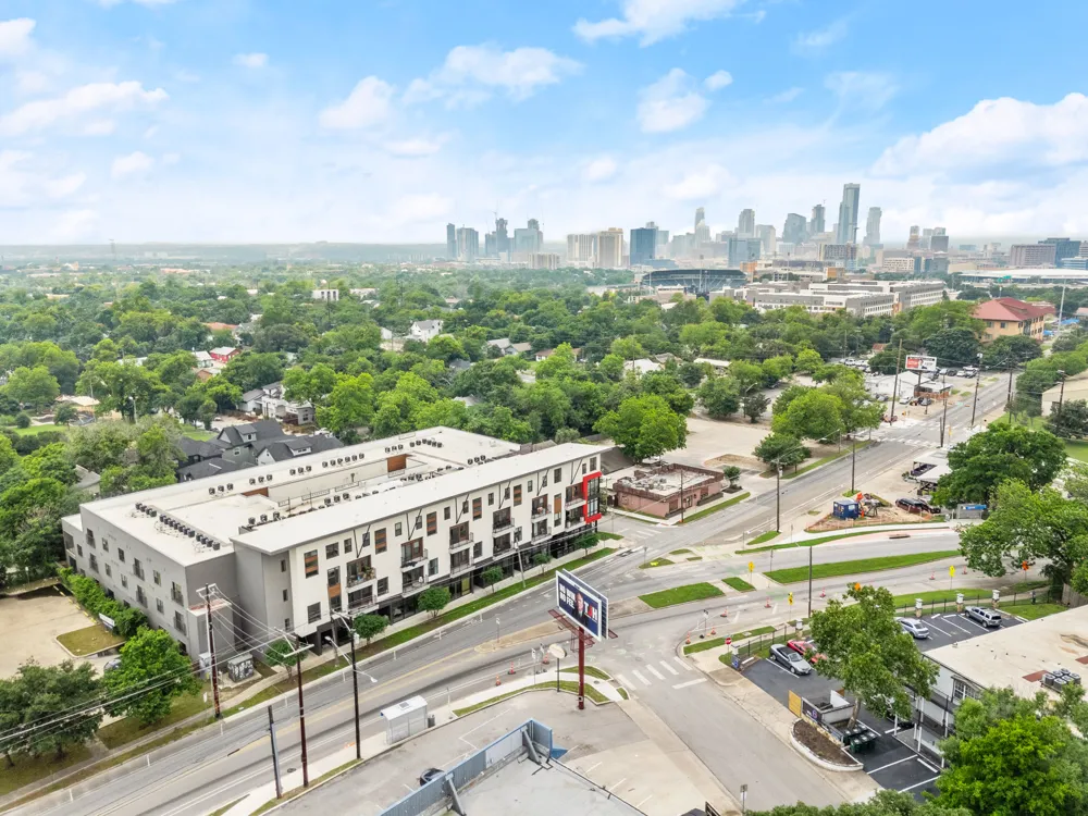 2213 Poquito Street #306 Austin, TX 78722