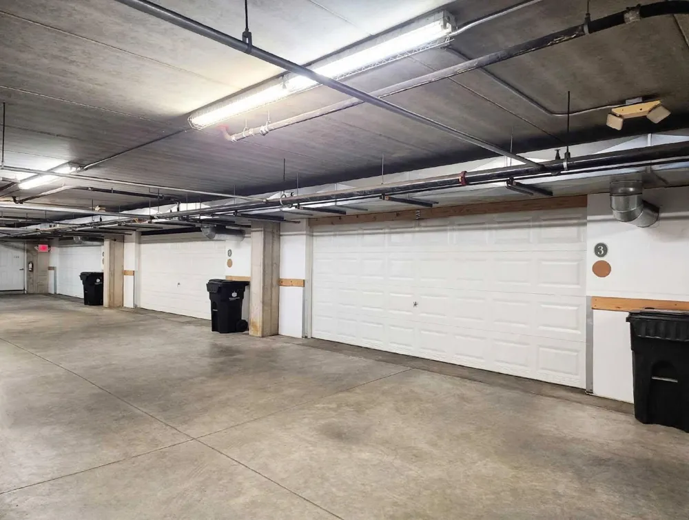 1240 County Road D E #3 Maplewood, MN 55109