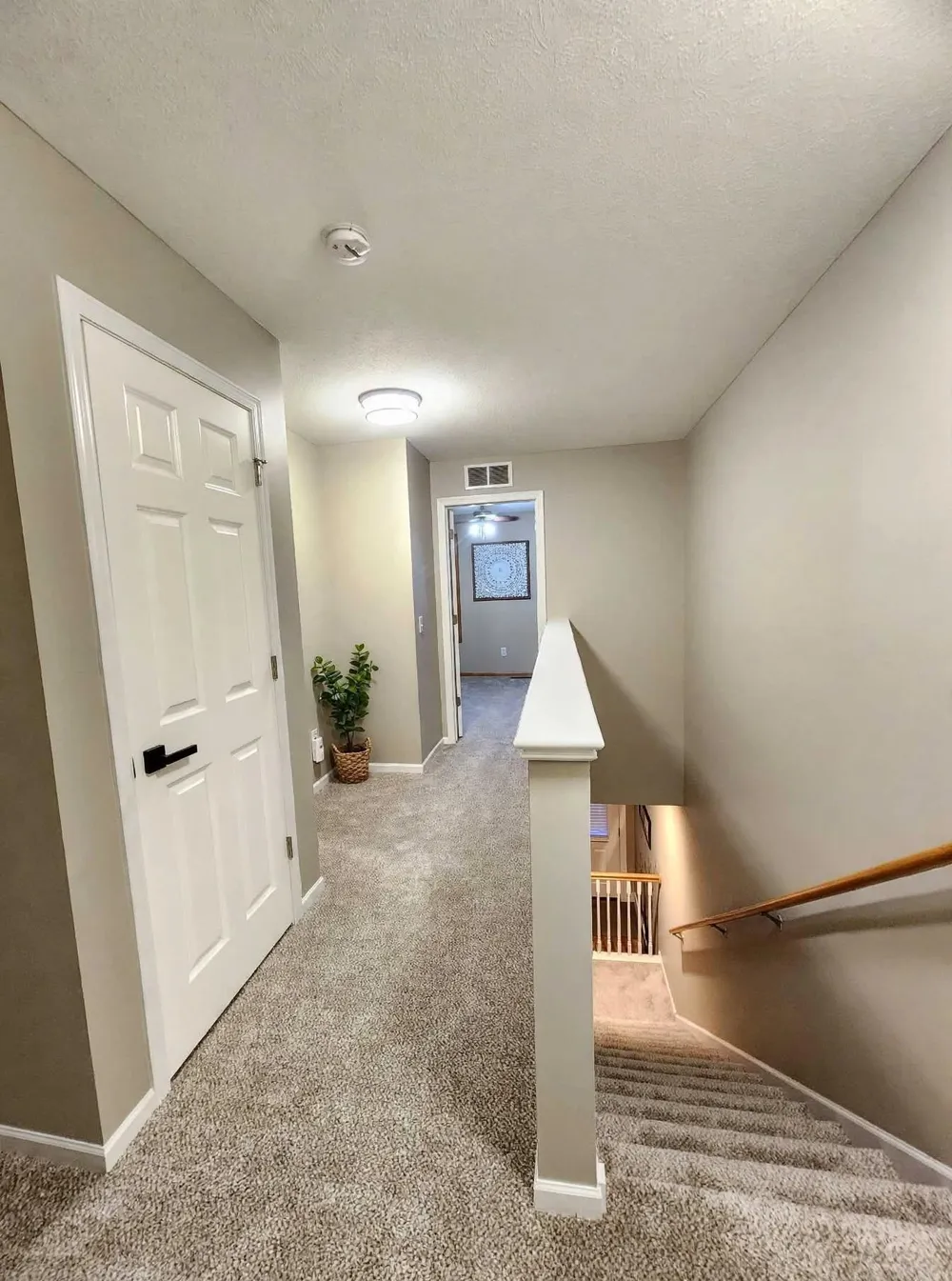 1240 County Road D E #3 Maplewood, MN 55109