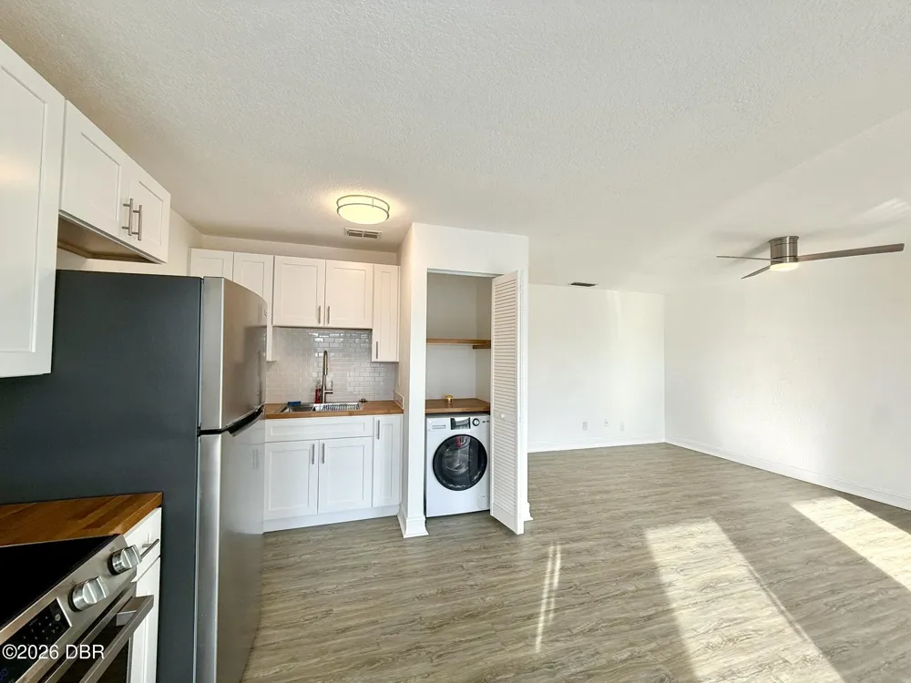 436 Auburn Drive #202 Daytona Beach, FL 32118