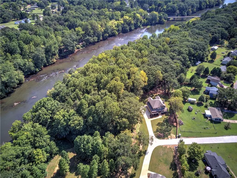 10 Dove Pointe Euharlee, GA 30145